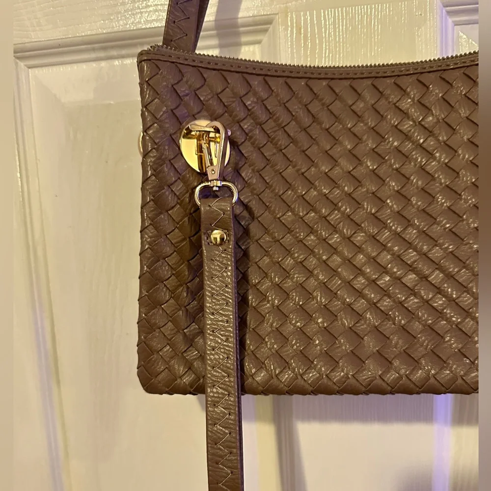 Woven leather crossbody handbag‎ brown